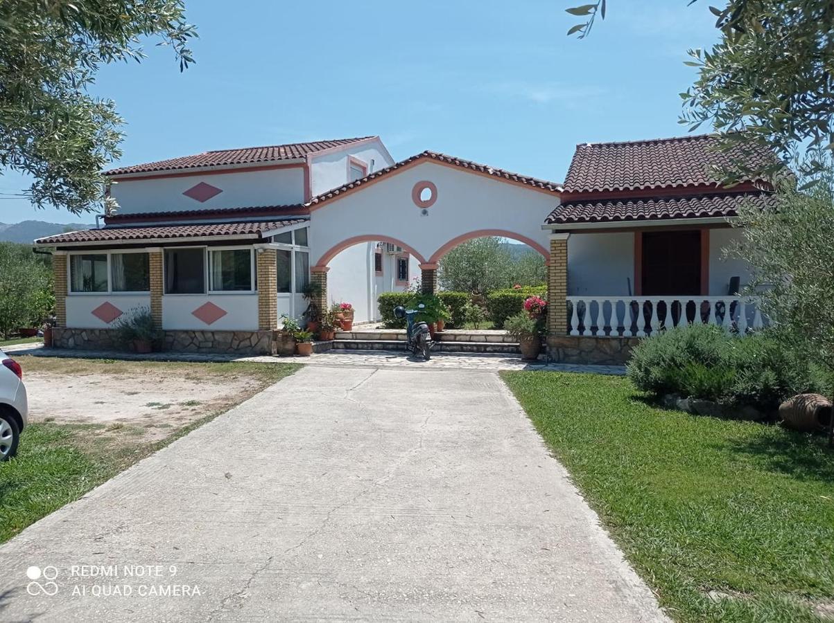Villa Yannis Рода Екстер'єр фото