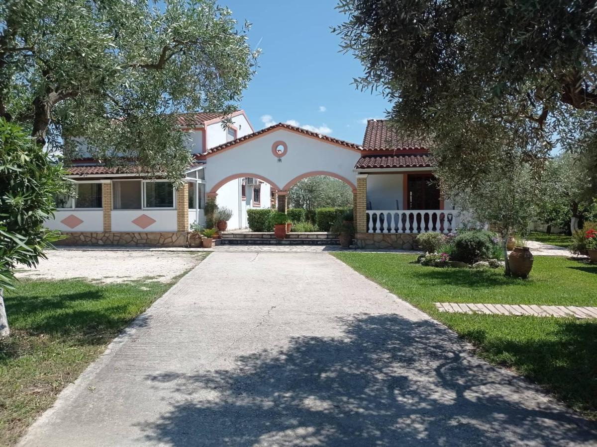 Villa Yannis Рода Екстер'єр фото